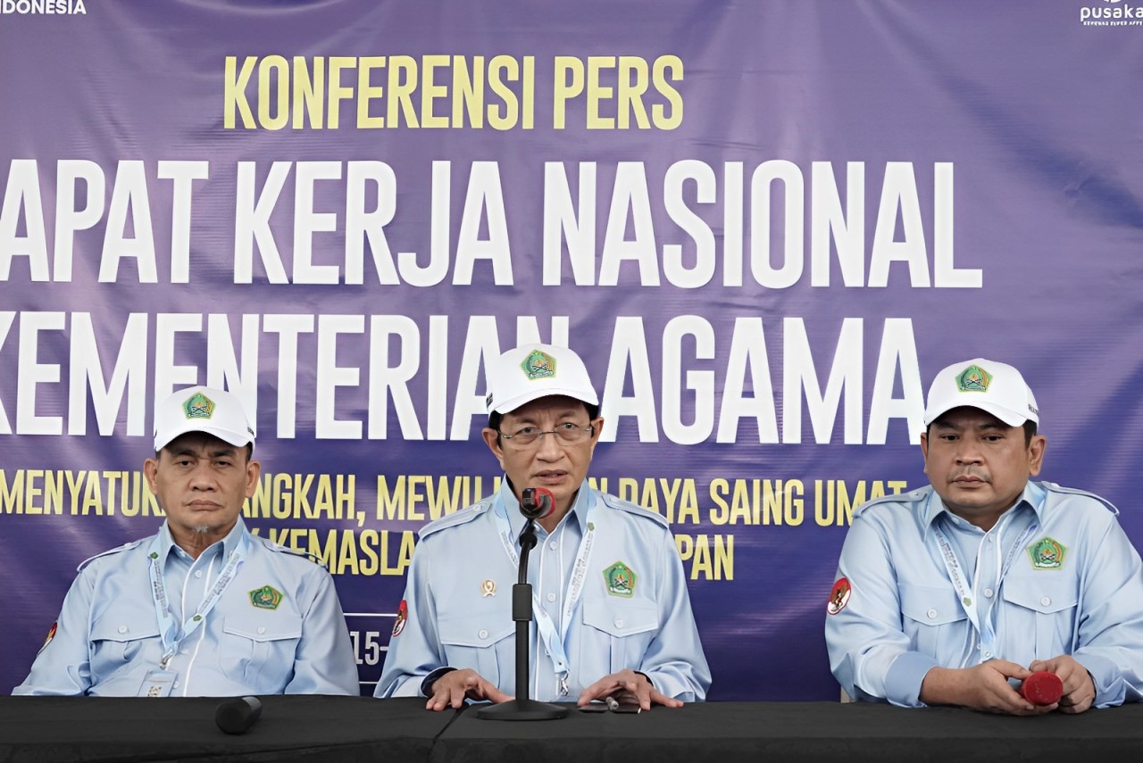 MENAG : Membangun Citra Positif dan Memperkuat Informasi di Kemenag